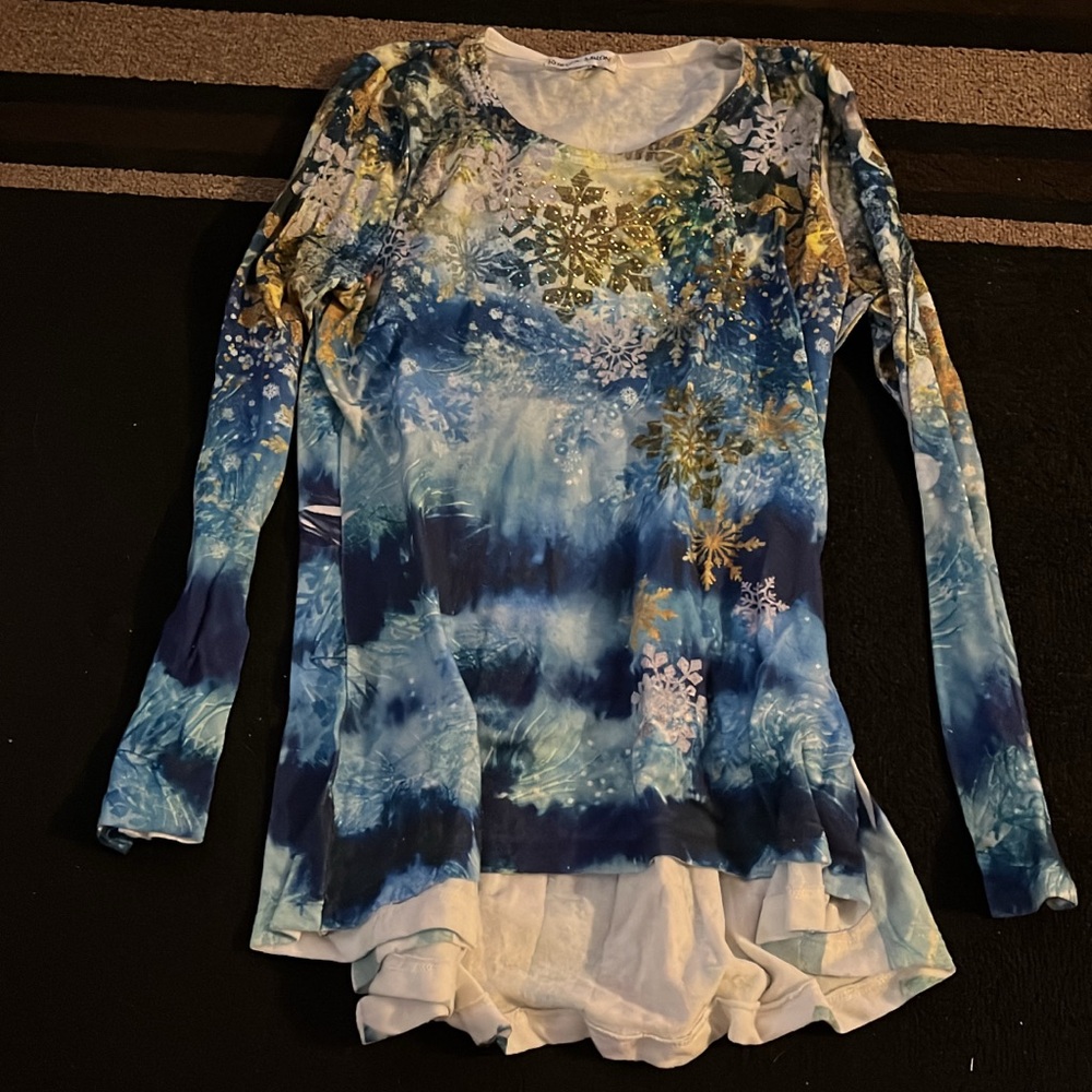 Blue and White Women's Top